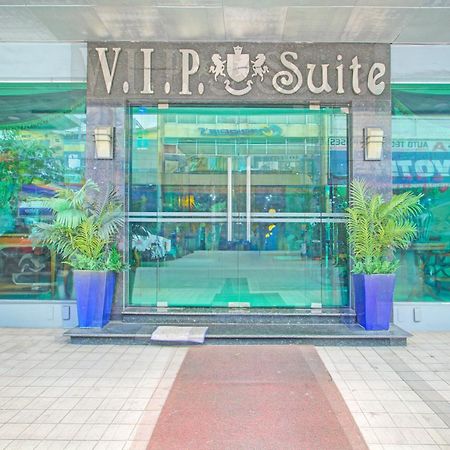 Townhouse Oak Vip Suites, Near Pnr Pasay Evangelista, Makati Manila マカティ エクステリア 写真