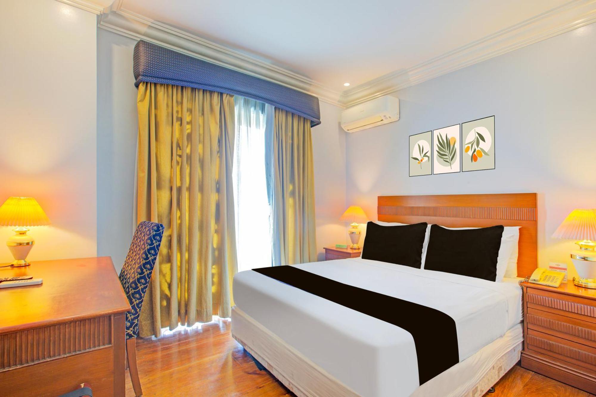 Townhouse Oak Vip Suites, Near Pnr Pasay Evangelista, Makati Manila マカティ エクステリア 写真